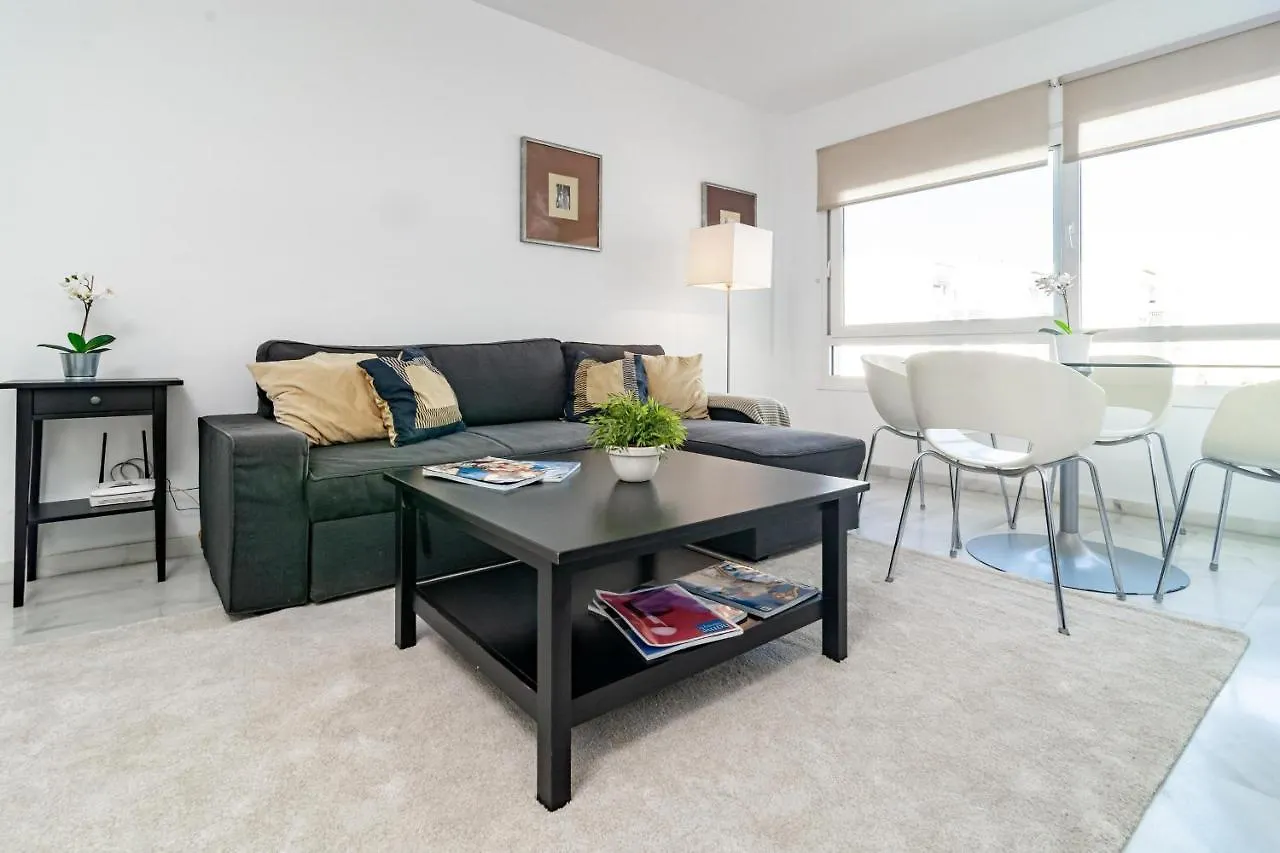 Pr45- Beach Front Apartment Puerto Banus Marbella